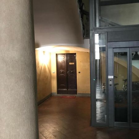 Moline Studio Appartment Bologna Luaran gambar